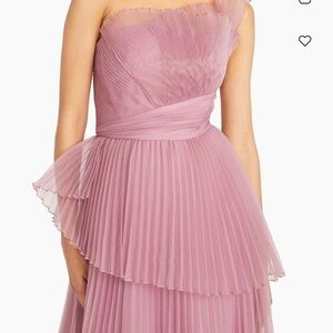 Elegant Pink Pleated Dress